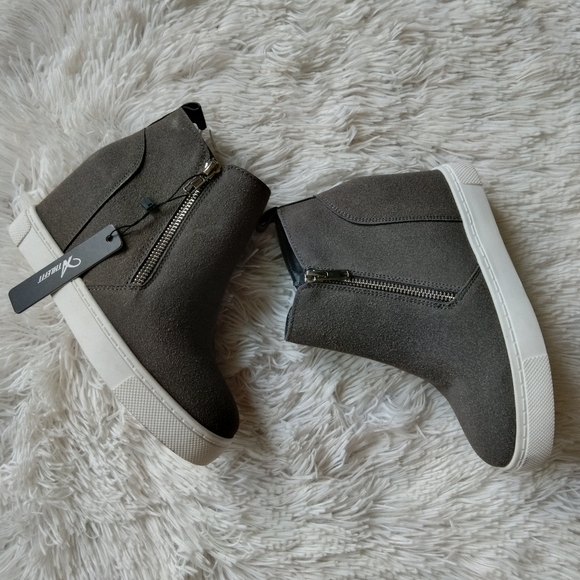 New women's Sz 6 Athlefit dual zipper fashion casual grey sneakers booties - Picture 2 of 12